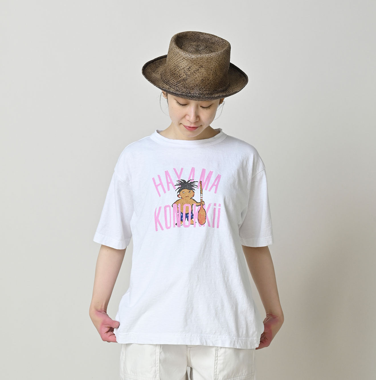 Streetwear Brand In Japan - Camiseta Vintage Rosa com Logo da