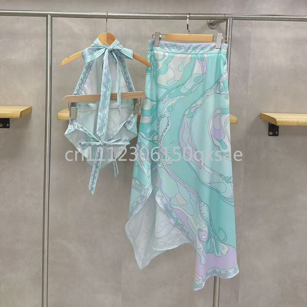 Conjuntos de Vestidos Azuis de - Streetwear Brand Logo Design avaliação e preço
