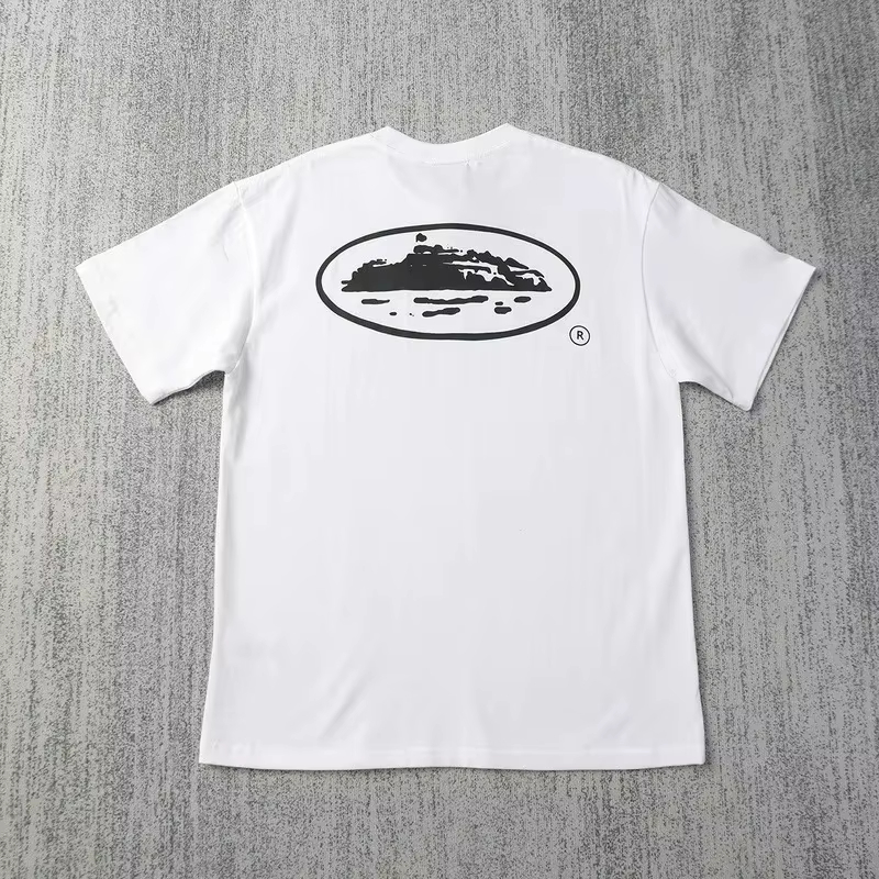 Camiseta Clássica com Logo de  - Streetwear Brand With A Logo avaliação e preço